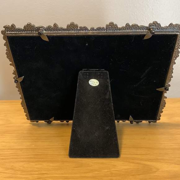 🔥 2/$8.50 Amora Decorative Flower Picture Frame - Picture 4 of 5